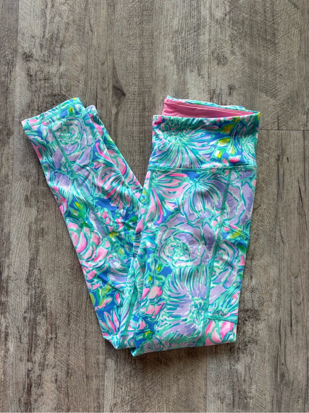 Lilly Pulitzer athletic pants